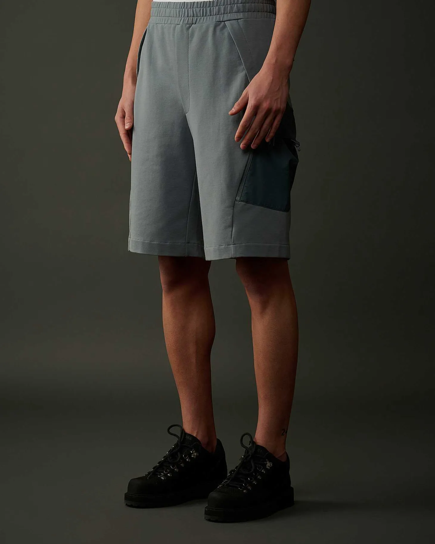 Homme C.P. Company Metropolis Series^Metropolis Series Stretch Fleece Mixed Cargo Shorts