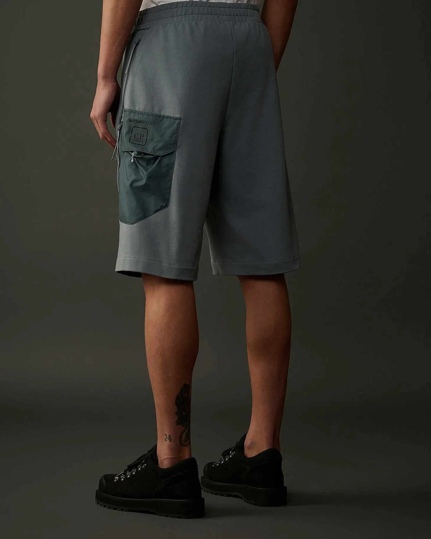 Homme C.P. Company Metropolis Series^Metropolis Series Stretch Fleece Mixed Cargo Shorts